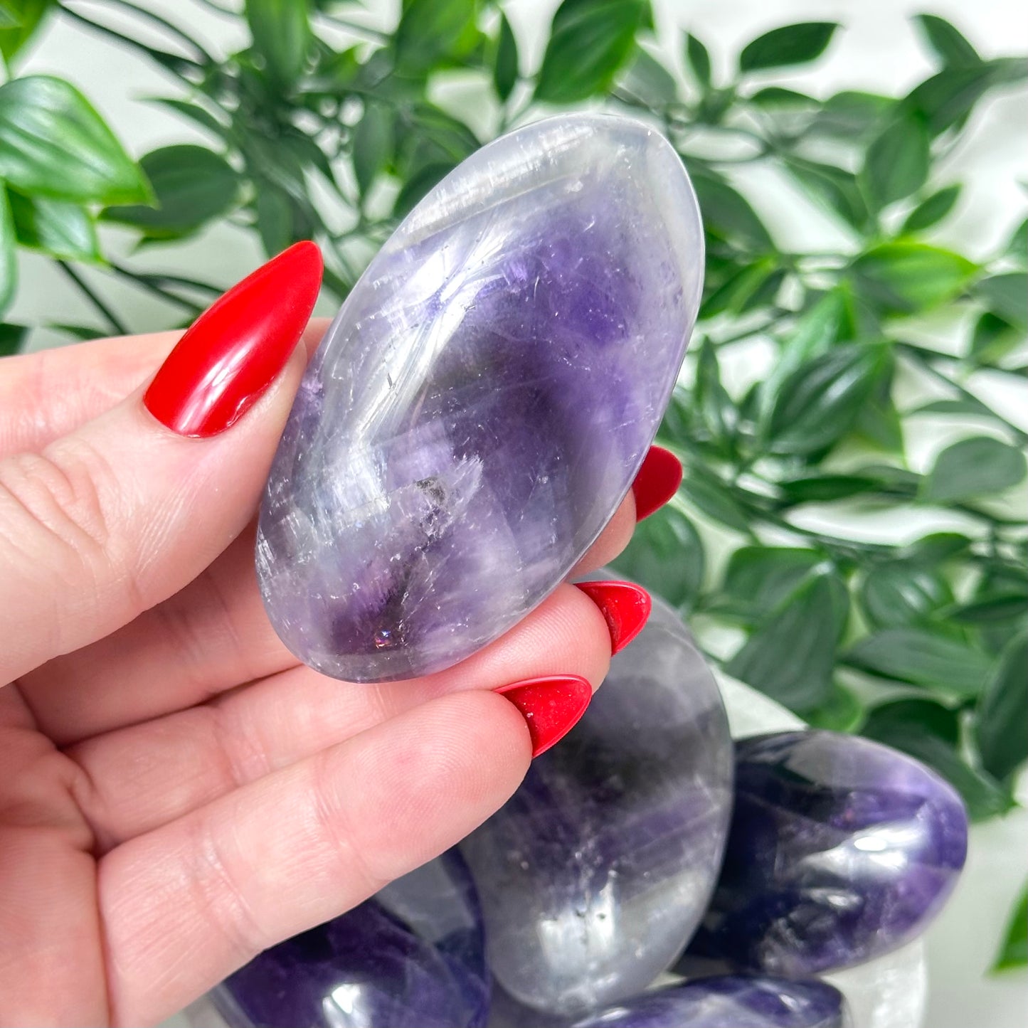 Chevron Amethyst Palm Stones SML