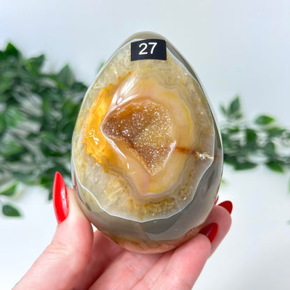 Druzy Agate Egg with Stand #27