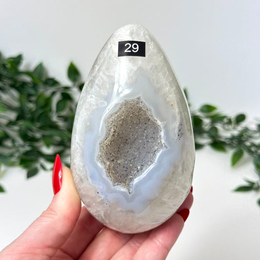 Druzy Agate Egg with Stand #29